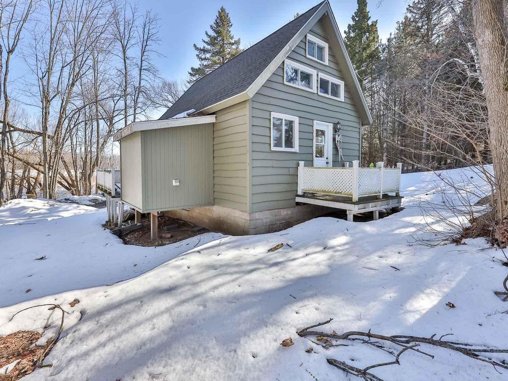 









1591


Route 148

,
Papineauville,




QC
J0V1R0

