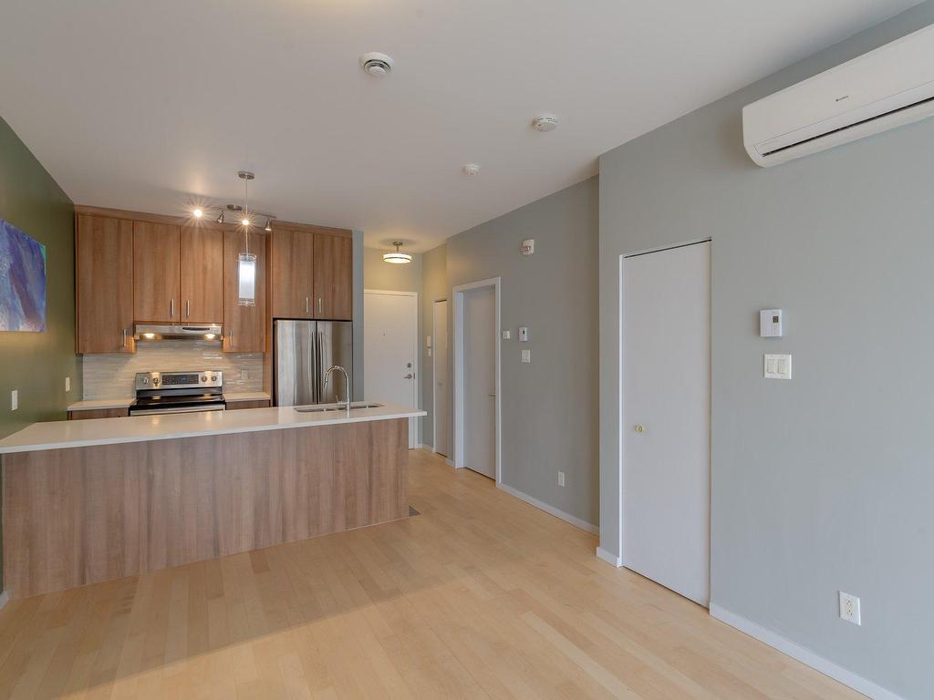 









10700


Rue Berri

, 204,
Montréal (Ahuntsic-Cartierville),




QC
H3L2H4

