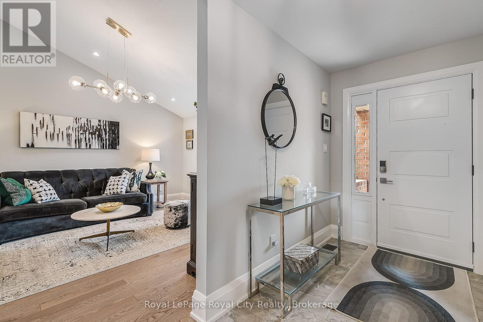 












1 HUNTINGTON PLACE

,
Guelph (Kortright East),




Ontario
N1G4C9


