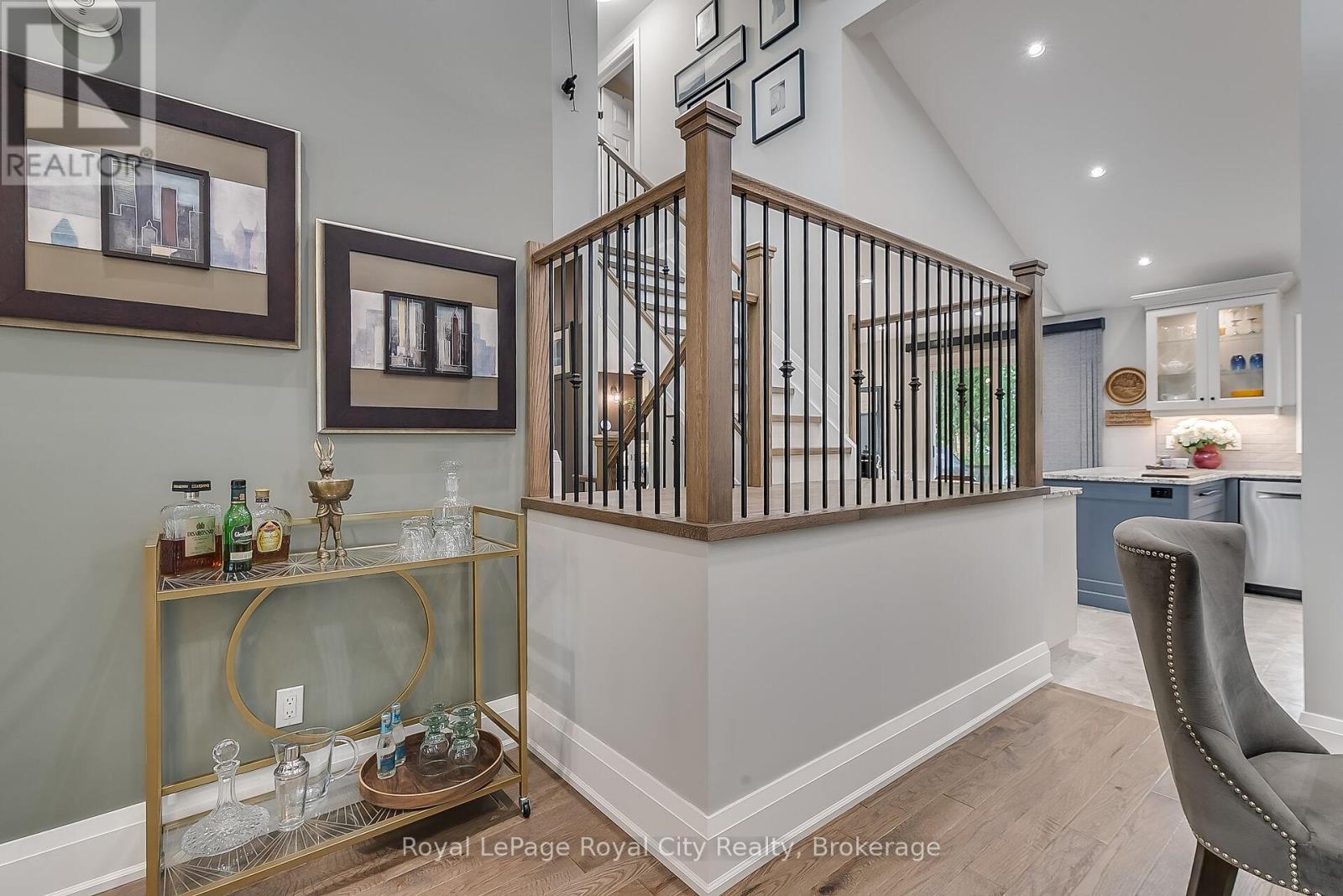 












1 HUNTINGTON PLACE

,
Guelph (Kortright East),




Ontario
N1G4C9

