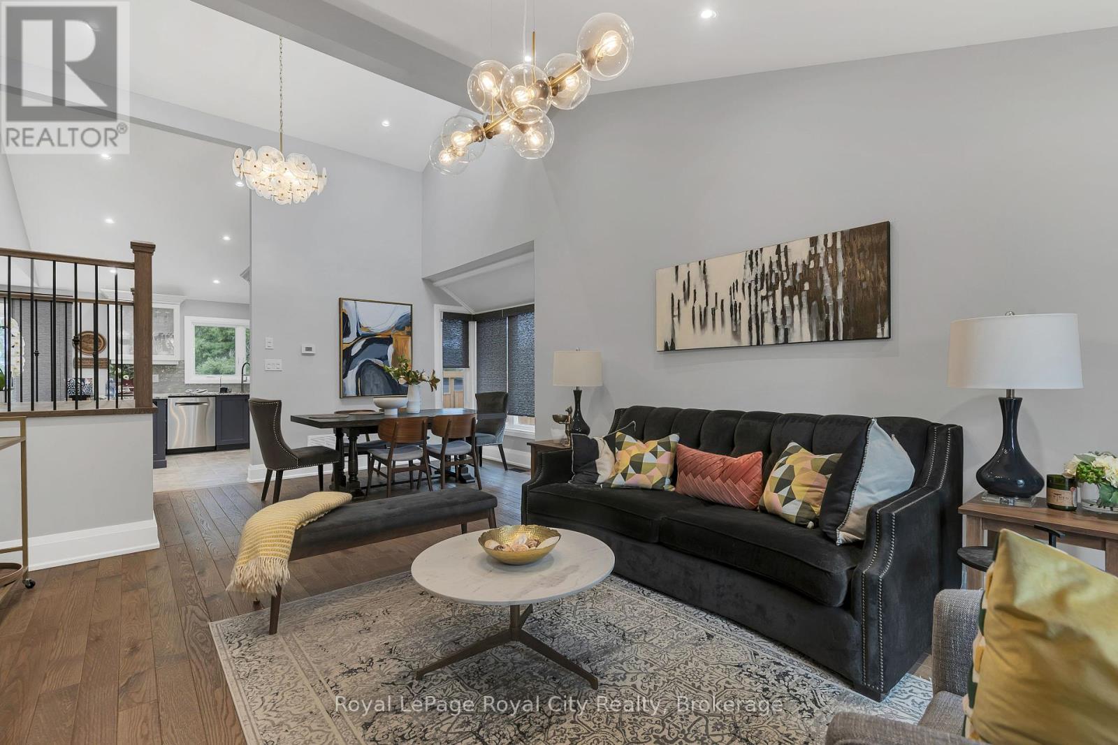












1 HUNTINGTON PLACE

,
Guelph (Kortright East),




Ontario
N1G4C9

