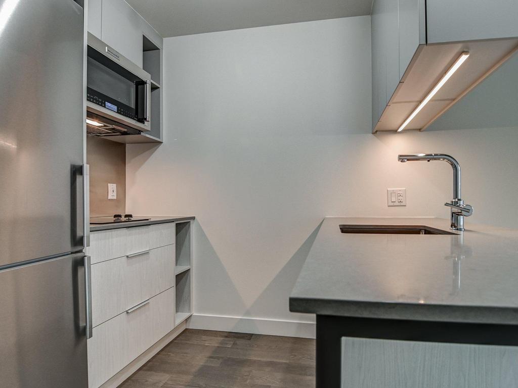 









1550


Rue des Bassins

, 326A,
Montréal (Le Sud-Ouest),




QC
H3C0W5

