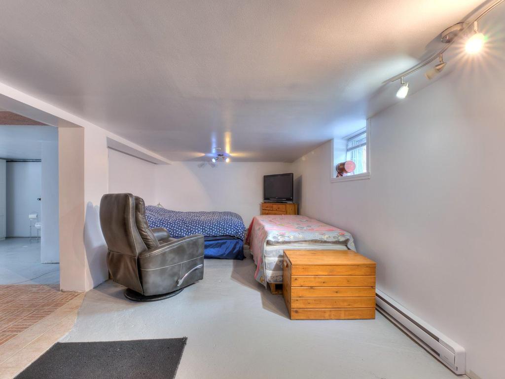 









203


Rue Villeneuve

,
Saint-Eustache,




QC
J7P2G1

