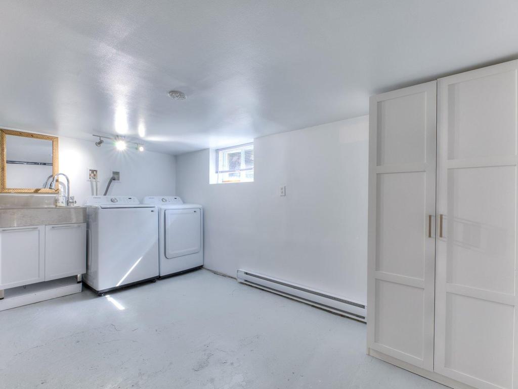 









203


Rue Villeneuve

,
Saint-Eustache,




QC
J7P2G1

