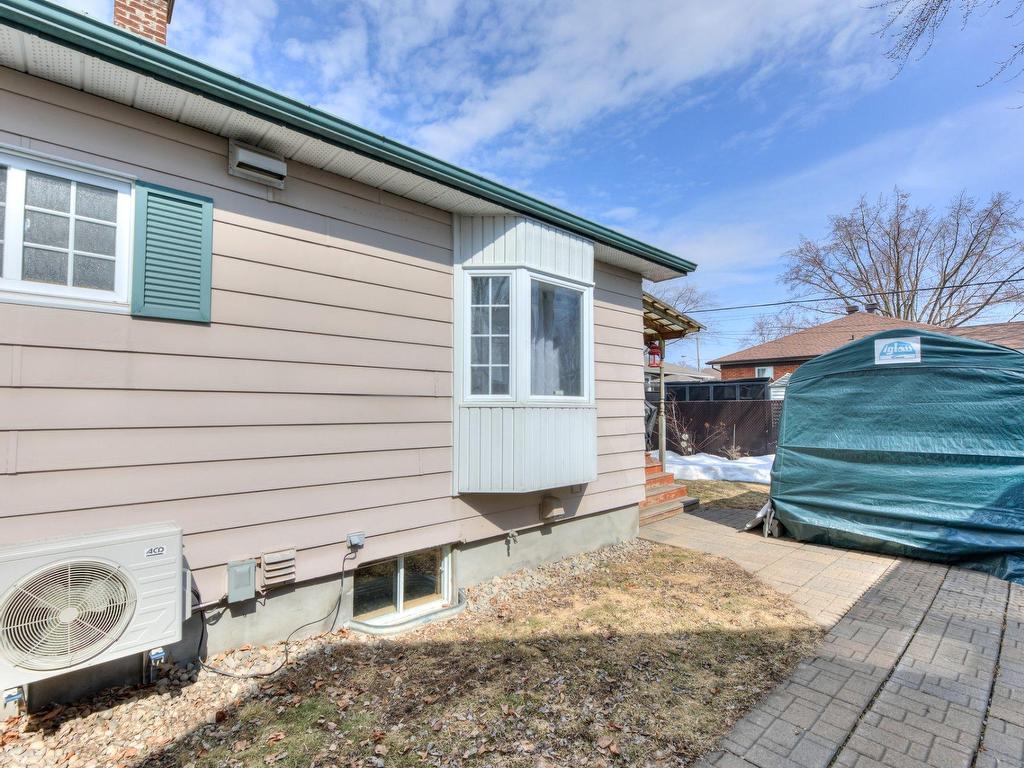 









203


Rue Villeneuve

,
Saint-Eustache,




QC
J7P2G1

