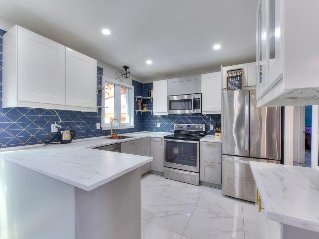 









155


Rue Pilon

,
Saint-Eustache,




QC
J7P2J5

