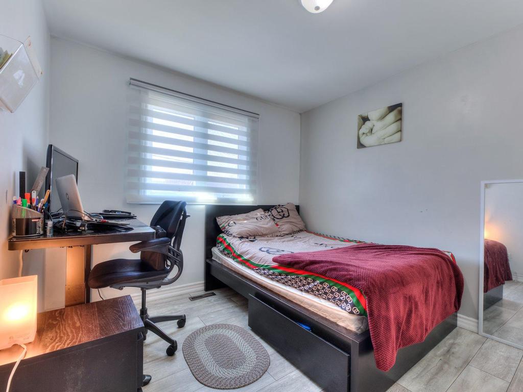 









155


Rue Pilon

,
Saint-Eustache,




QC
J7P2J5

