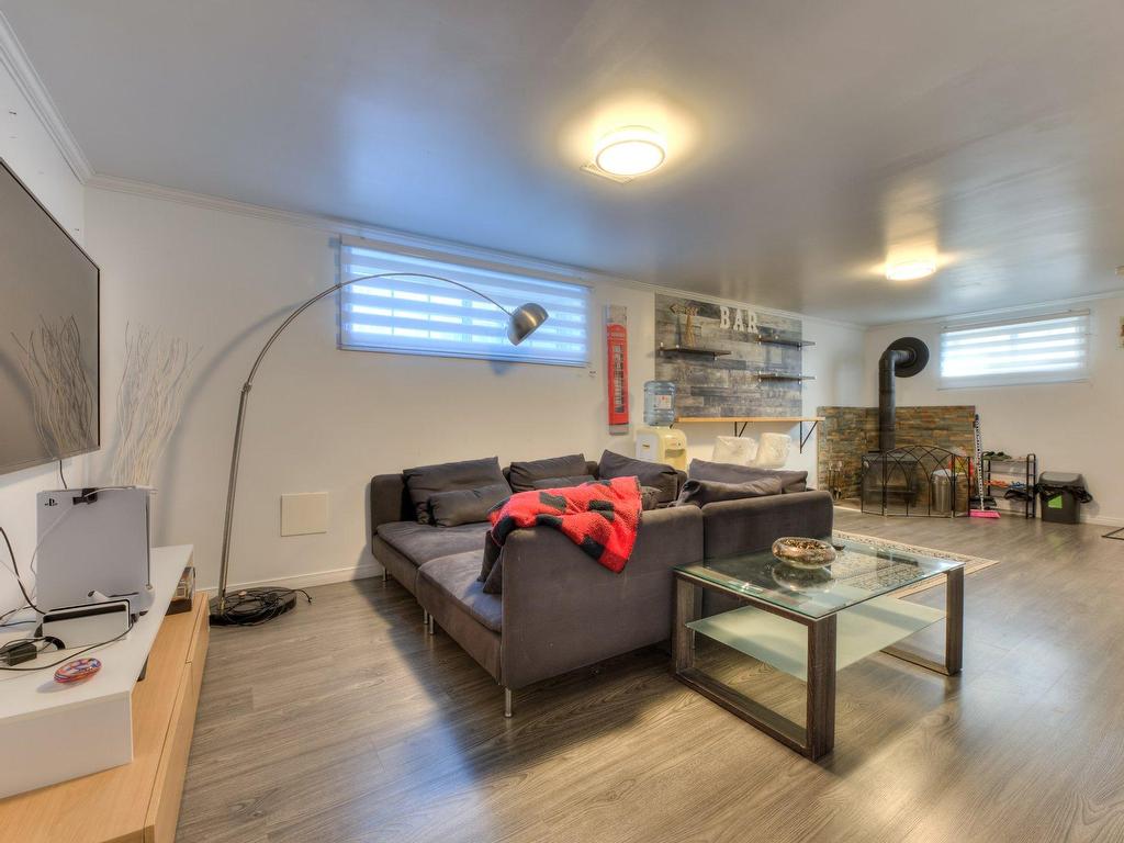 









155


Rue Pilon

,
Saint-Eustache,




QC
J7P2J5

