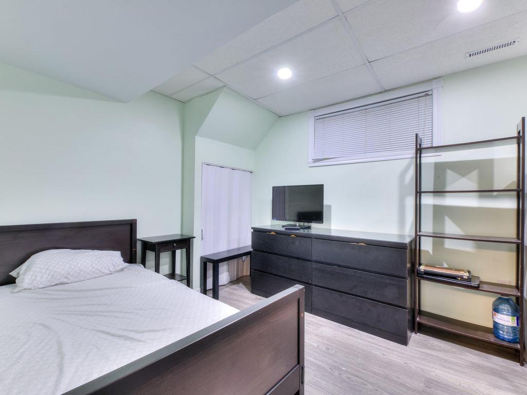 









155


Rue Pilon

,
Saint-Eustache,




QC
J7P2J5

