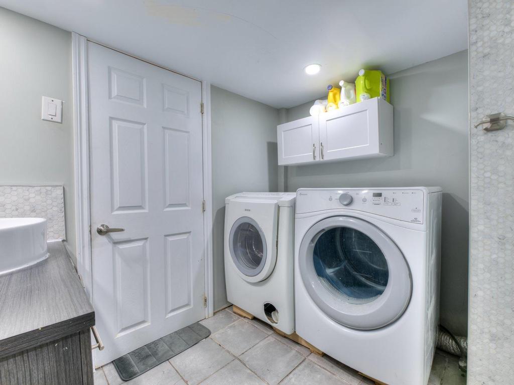 









155


Rue Pilon

,
Saint-Eustache,




QC
J7P2J5

