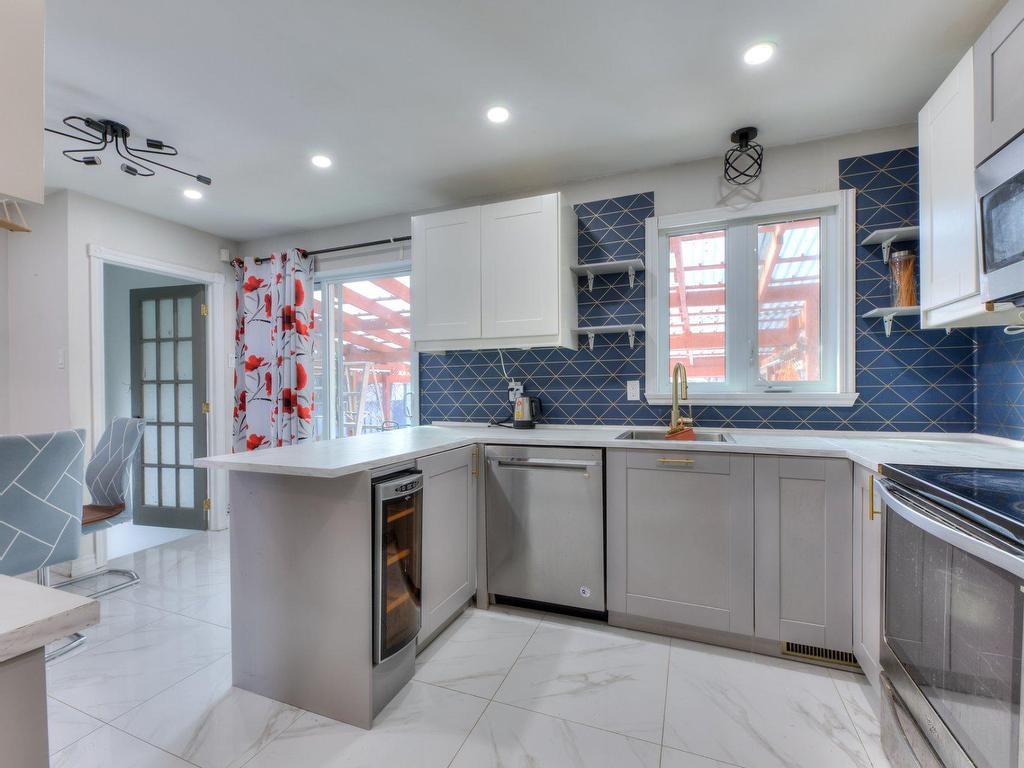 









155


Rue Pilon

,
Saint-Eustache,




QC
J7P2J5

