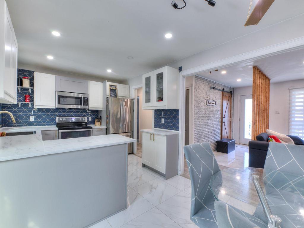 









155


Rue Pilon

,
Saint-Eustache,




QC
J7P2J5

