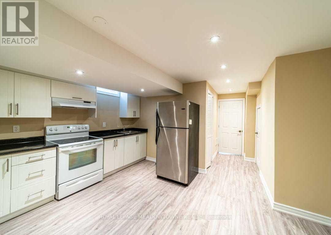 












1036 YATES DRIVE

,
Milton,




Ontario
L9T6A7

