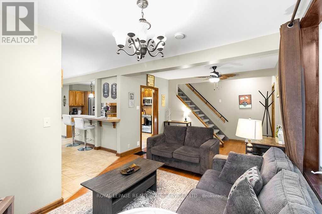 












7011 HIGHWAY 6 HIGHWAY

,
Northern Bruce Peninsula,




Ontario
N0H2R0

