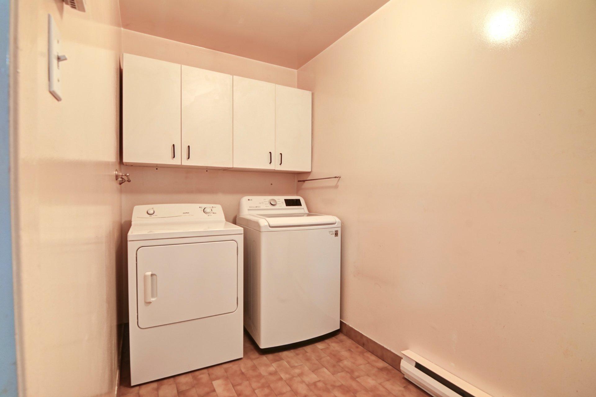 









92


Rue Viking

,
Dollard-des-Ormeaux,




QC
H9G2P1

