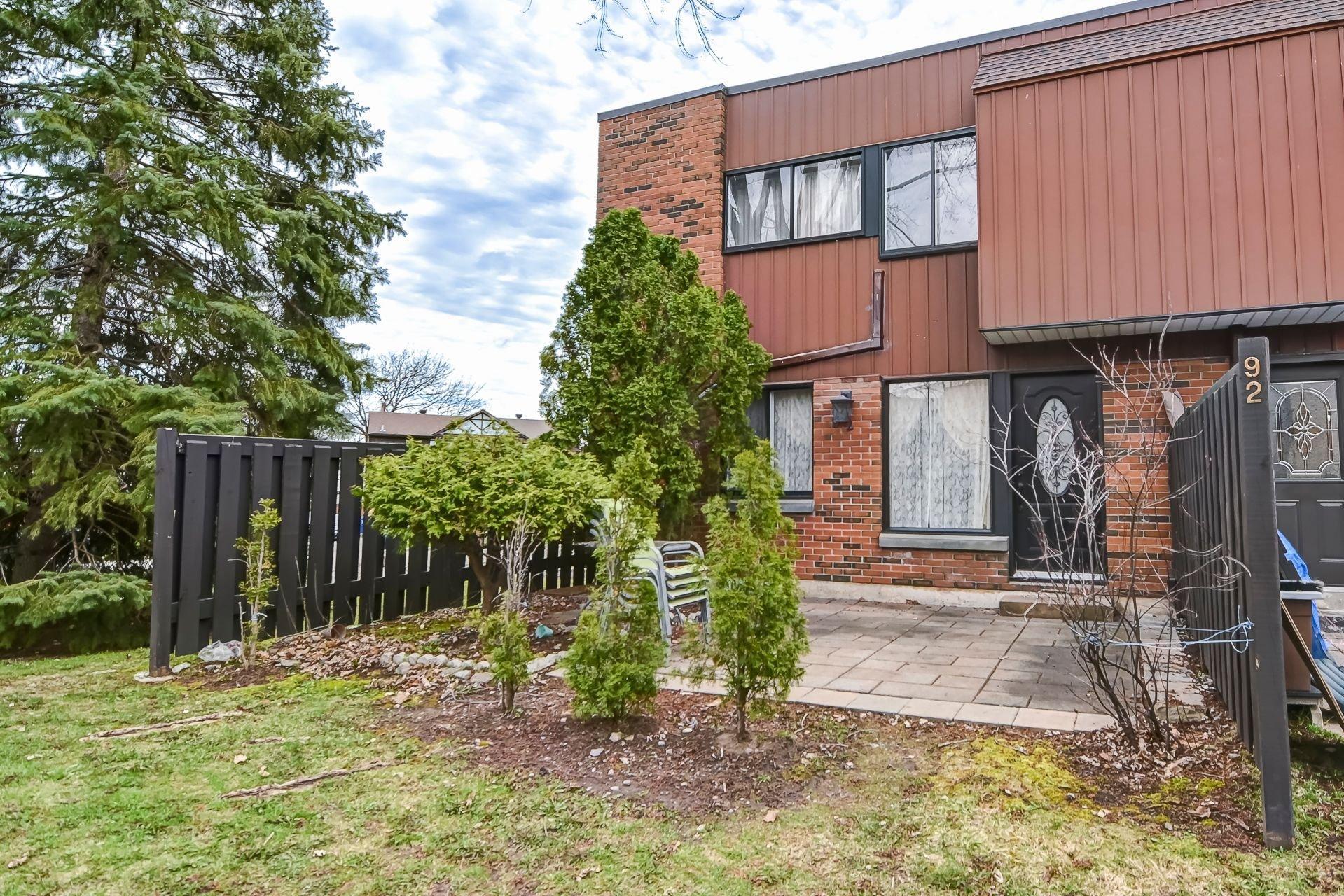 









92


Rue Viking

,
Dollard-des-Ormeaux,




QC
H9G2P1

