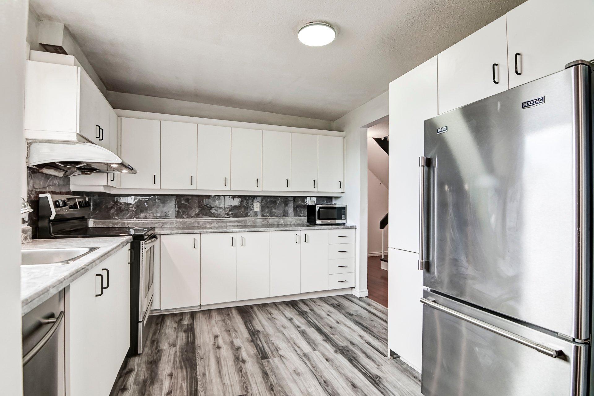









92


Rue Viking

,
Dollard-des-Ormeaux,




QC
H9G2P1

