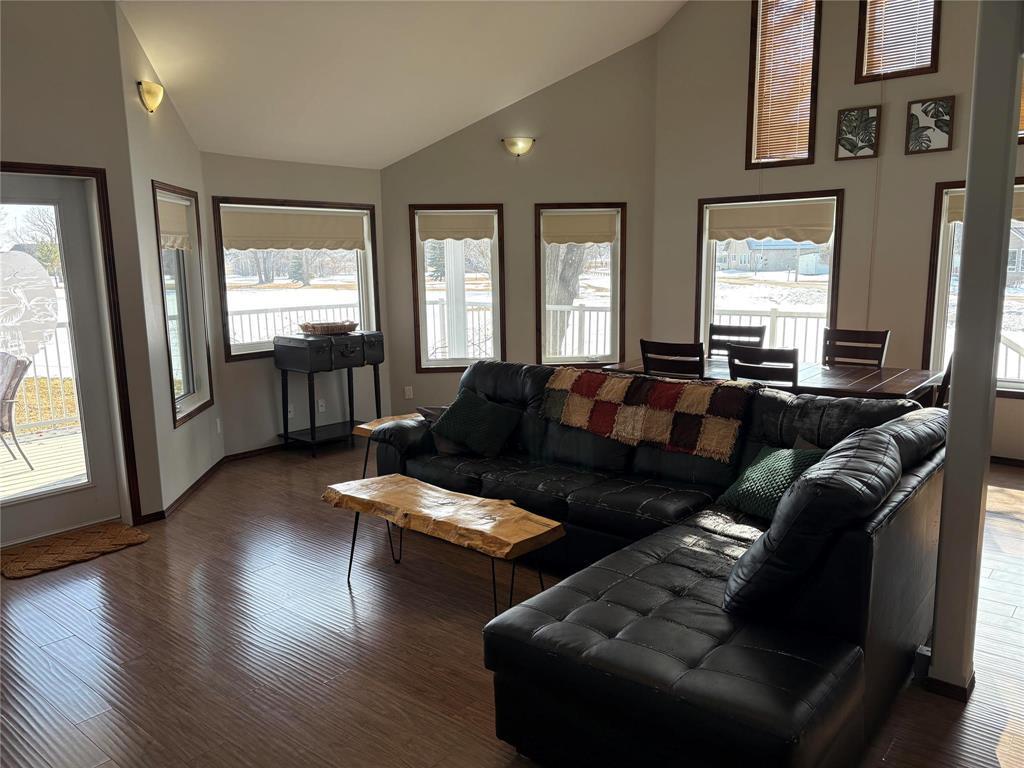 












114 Pleasant Valley Drive

,
Pelican Lake,




Manitoba
R0K0C0

