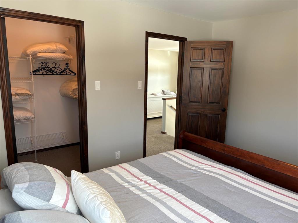 












114 Pleasant Valley Drive

,
Pelican Lake,




Manitoba
R0K0C0

