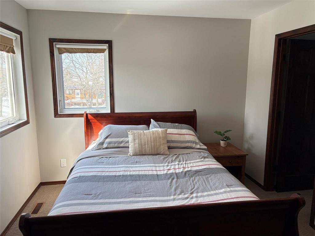 












114 Pleasant Valley Drive

,
Pelican Lake,




Manitoba
R0K0C0

