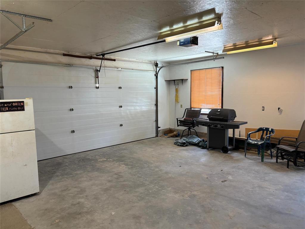 












114 Pleasant Valley Drive

,
Pelican Lake,




Manitoba
R0K0C0

