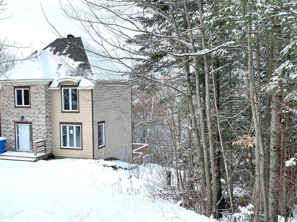 









4575


Rue de la Rogeloise

,
Sainte-Adèle,




QC
J8B3L3

