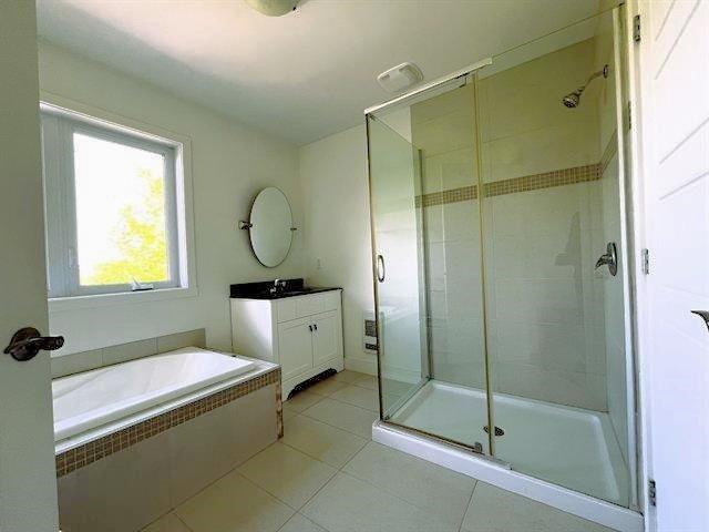 









4575


Rue de la Rogeloise

,
Sainte-Adèle,




QC
J8B3L3

