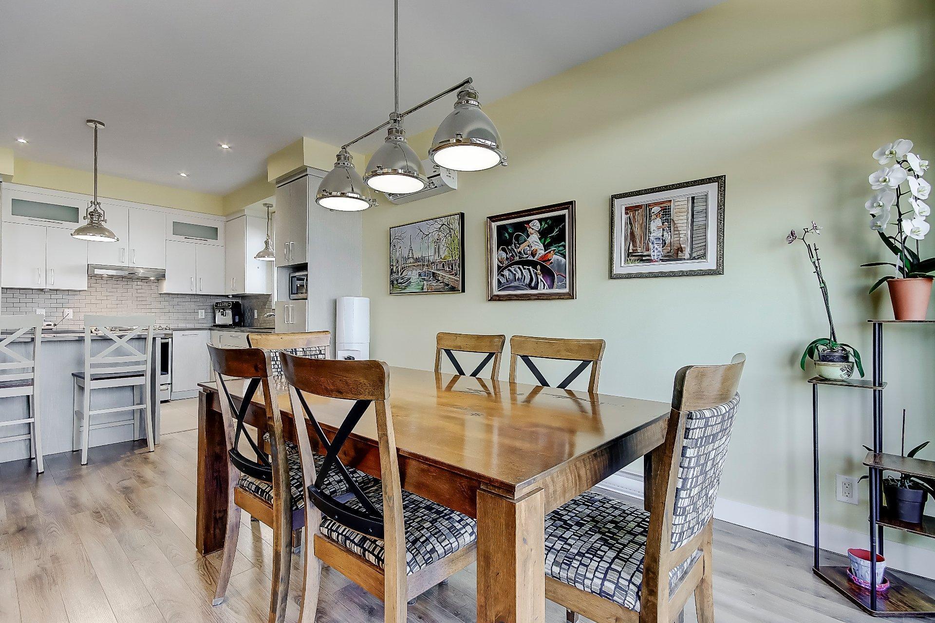 









110


Rue Jean-Talon

, 102,
Saint-Jean-sur-Richelieu,




QC
J2W1R3

