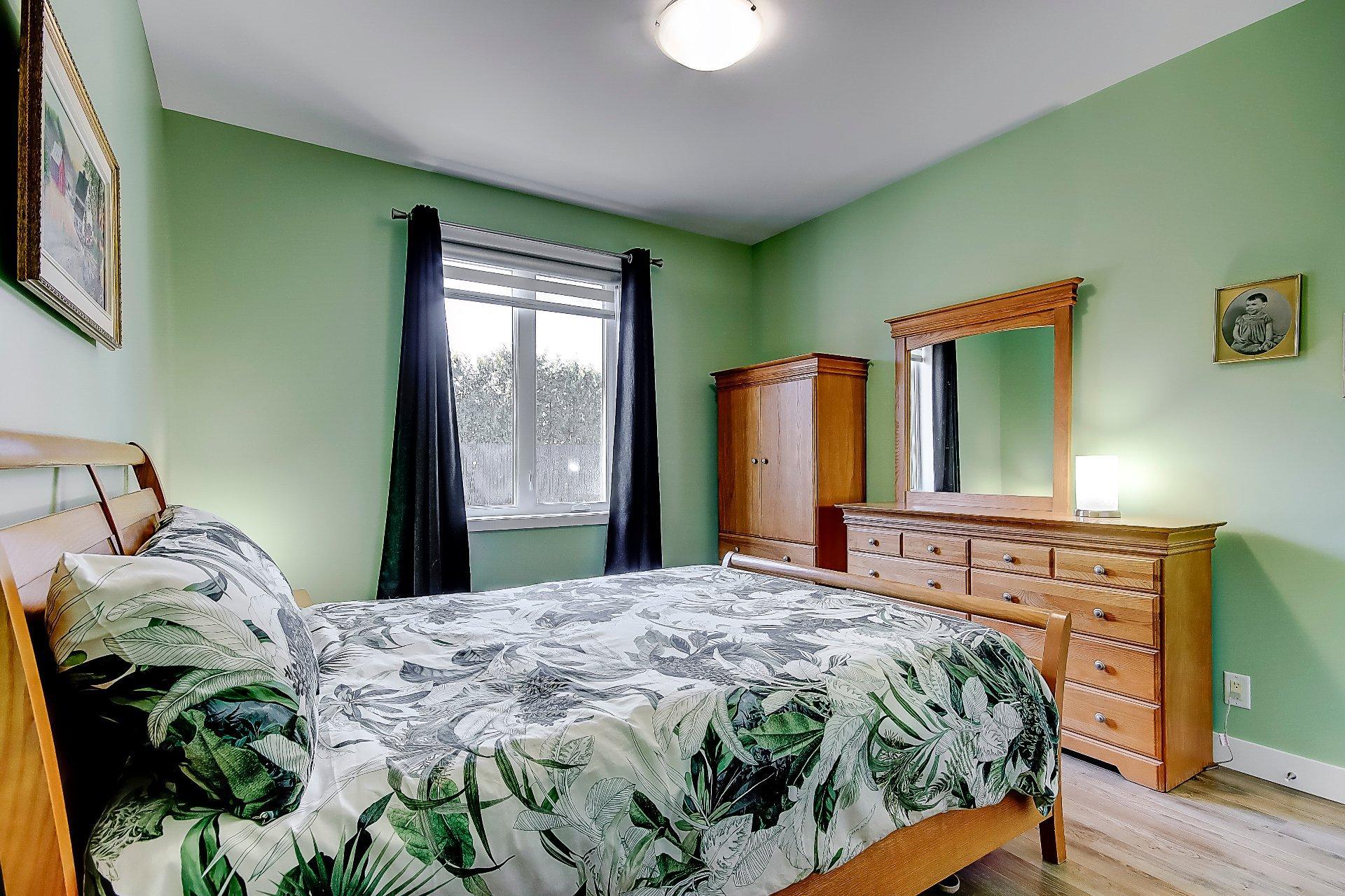 









110


Rue Jean-Talon

, 102,
Saint-Jean-sur-Richelieu,




QC
J2W1R3

