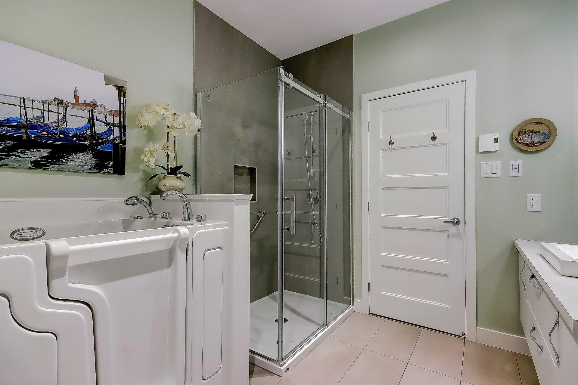 









110


Rue Jean-Talon

, 102,
Saint-Jean-sur-Richelieu,




QC
J2W1R3

