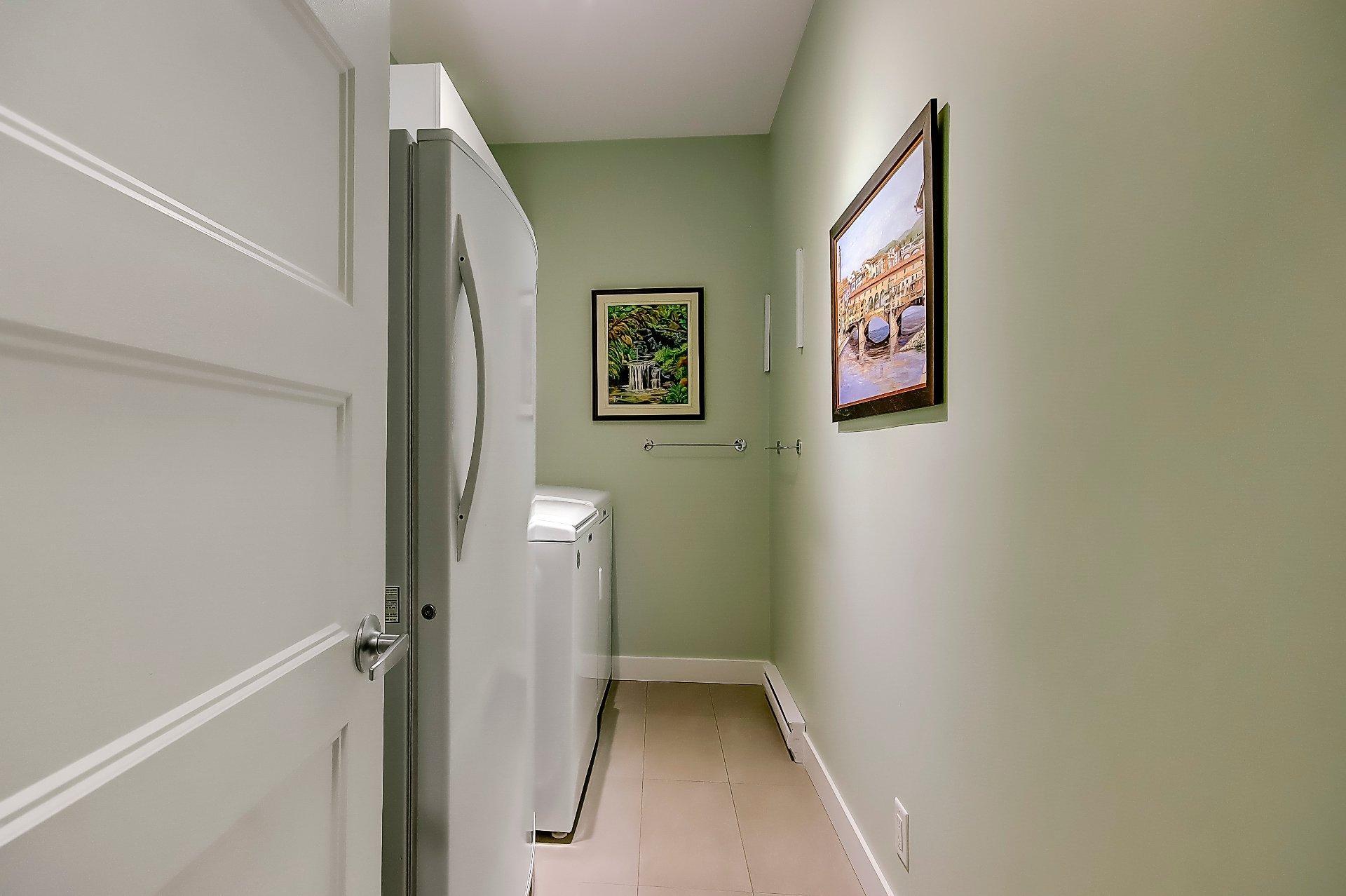 









110


Rue Jean-Talon

, 102,
Saint-Jean-sur-Richelieu,




QC
J2W1R3

