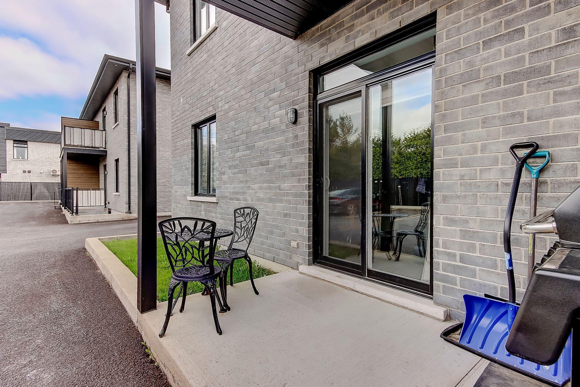 









110


Rue Jean-Talon

, 102,
Saint-Jean-sur-Richelieu,




QC
J2W1R3

