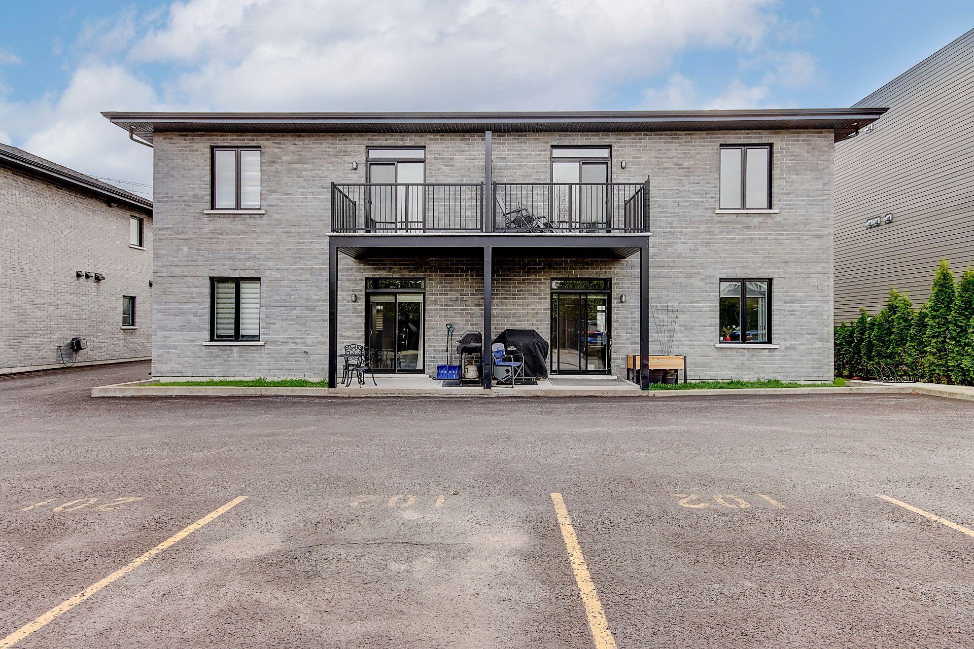 









110


Rue Jean-Talon

, 102,
Saint-Jean-sur-Richelieu,




QC
J2W1R3

