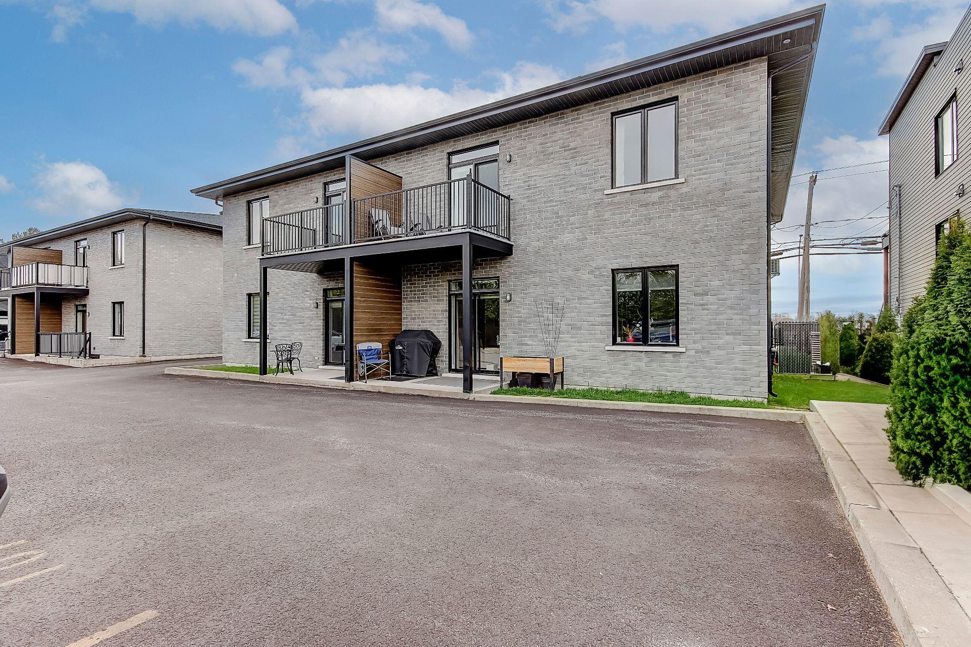 









110


Rue Jean-Talon

, 102,
Saint-Jean-sur-Richelieu,




QC
J2W1R3


