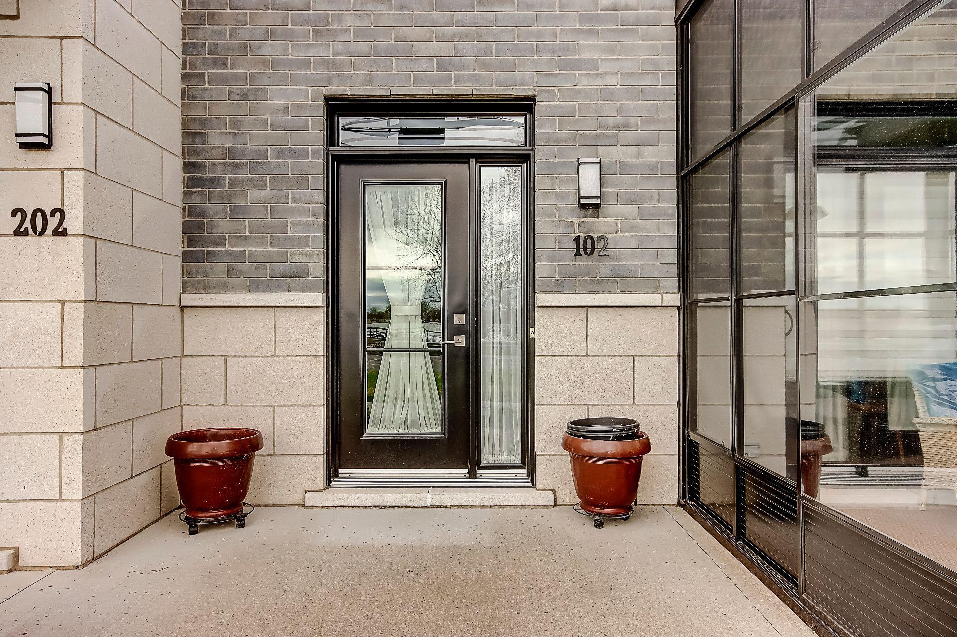 









110


Rue Jean-Talon

, 102,
Saint-Jean-sur-Richelieu,




QC
J2W1R3

