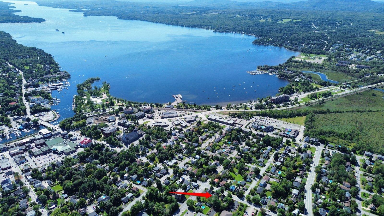









370


Rue Merry N.

,
Magog,




QC
J1X2G5

