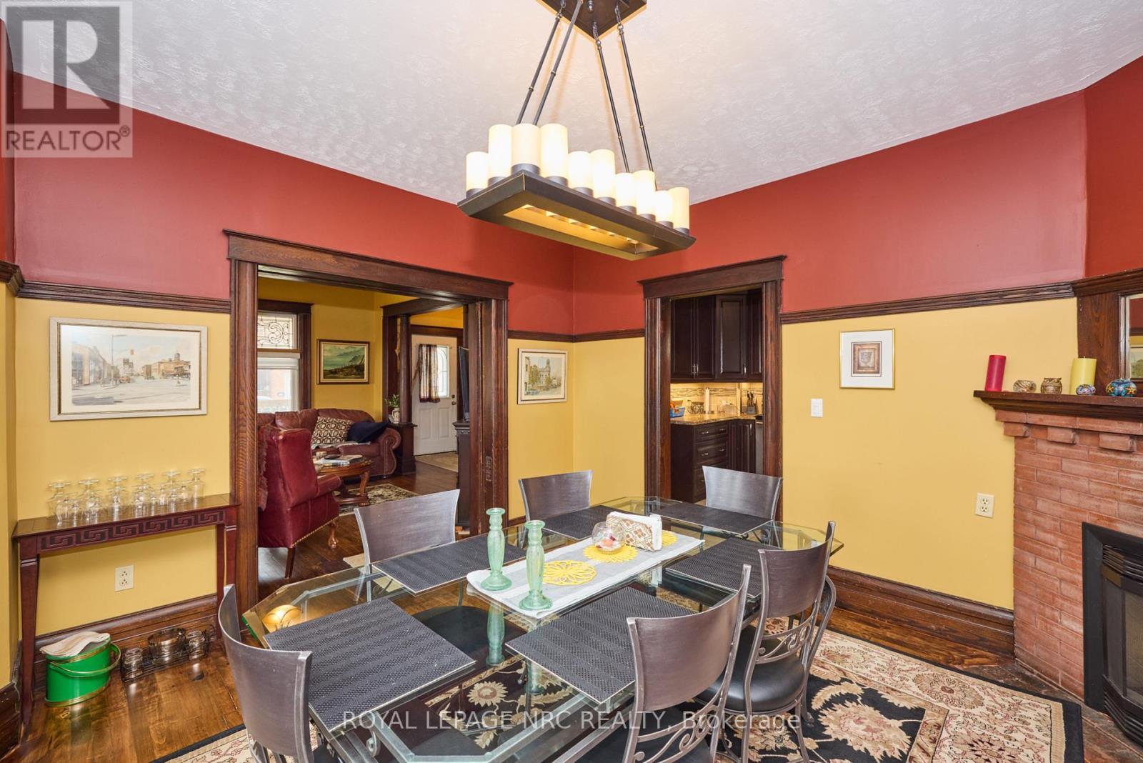 












160 BURGAR STREET

,
Welland (Welland Downtown),




Ontario
L3B2S8

