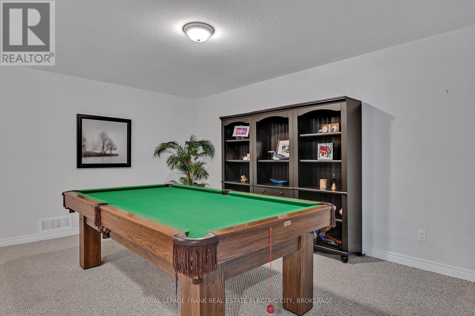 












104 - 1742 RAVENWOOD DRIVE

,
Peterborough West (North),




Ontario
K9J6N4

