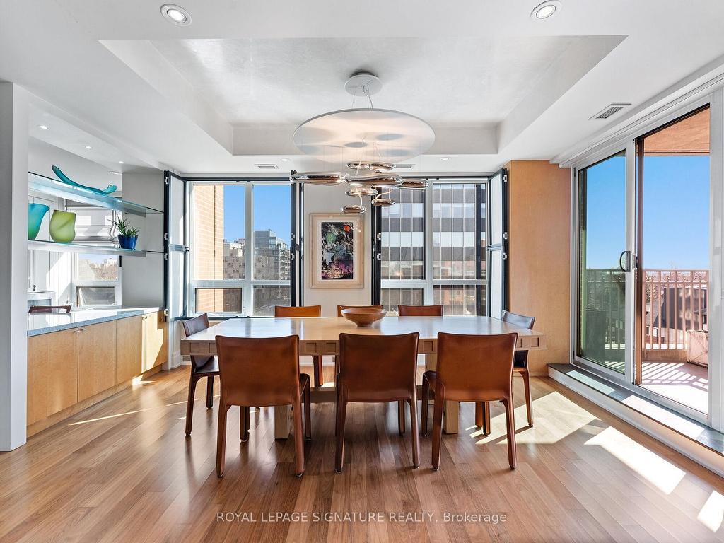 









155


St Clair

Avenue West, 603,
Toronto,




ON
M4V 0A1


