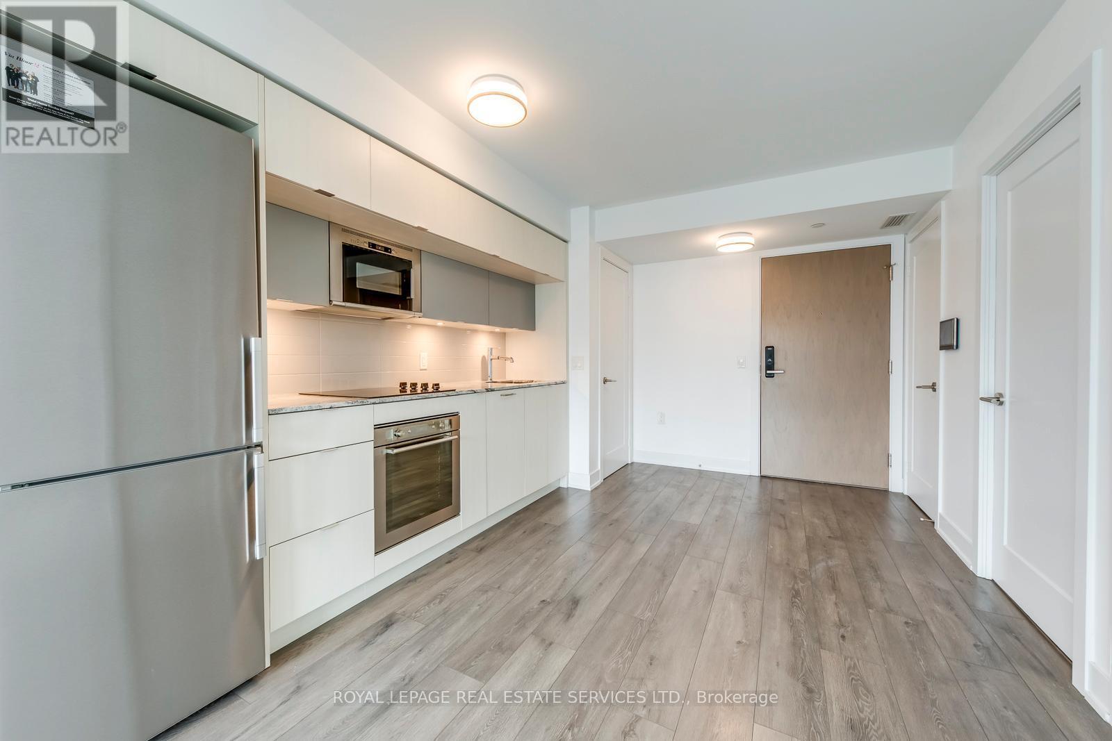 












1320 - 585 BLOOR STREET E

,
Toronto,




Ontario
M4W0B3

