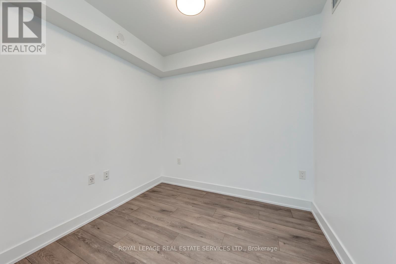 












1320 - 585 BLOOR STREET E

,
Toronto,




Ontario
M4W0B3

