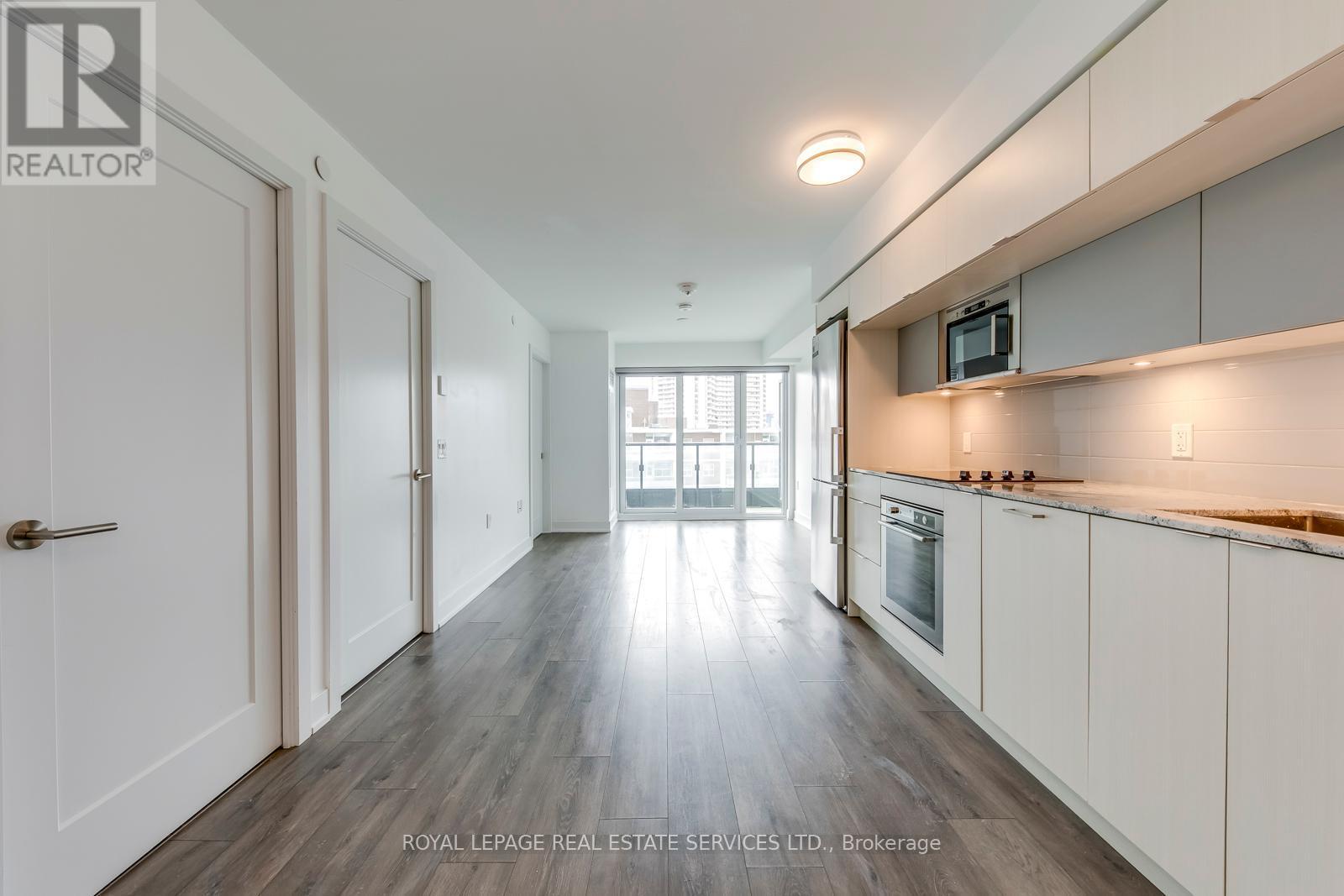 












1320 - 585 BLOOR STREET E

,
Toronto,




Ontario
M4W0B3

