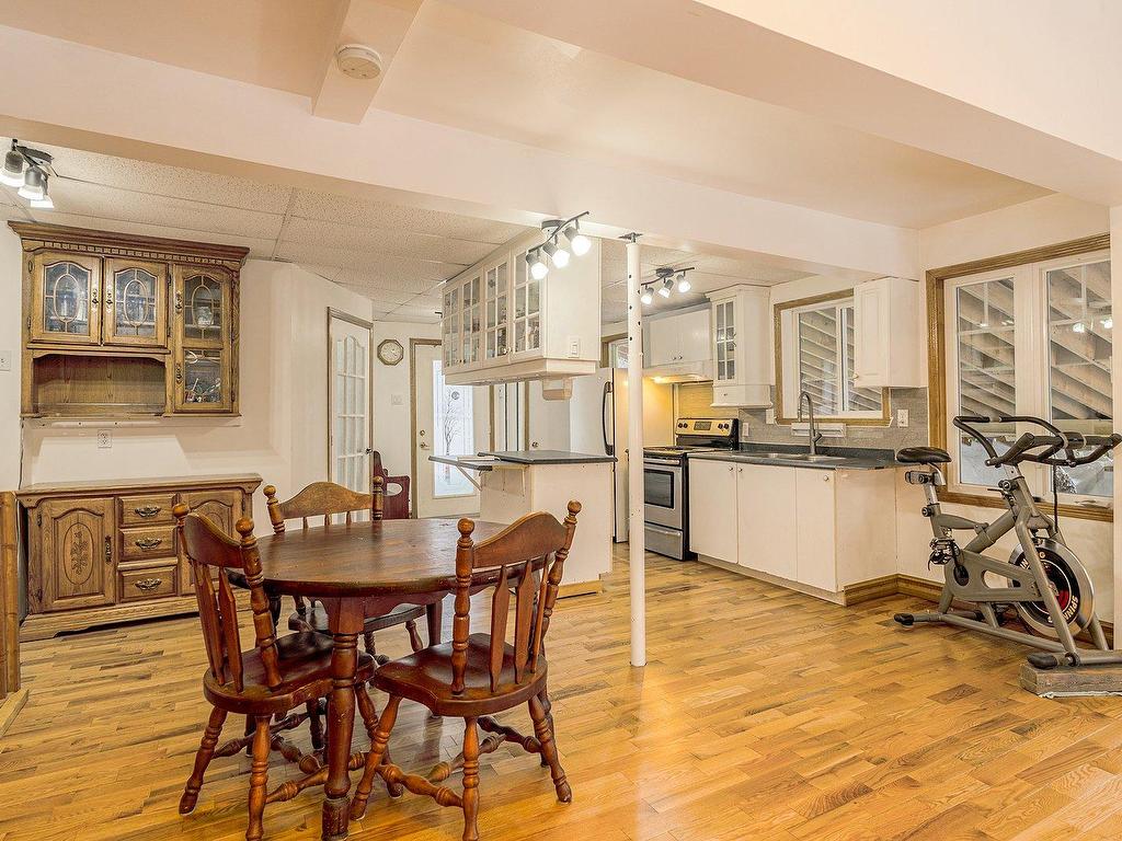 









130


Ch. Labrie

,
Bury,




QC
J0B1J0

