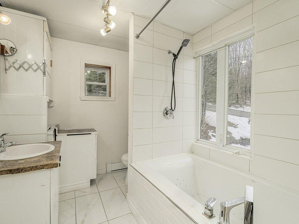 









130


Ch. Labrie

,
Bury,




QC
J0B1J0

