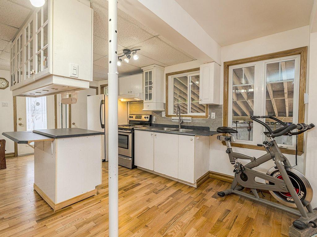 









130


Ch. Labrie

,
Bury,




QC
J0B1J0

