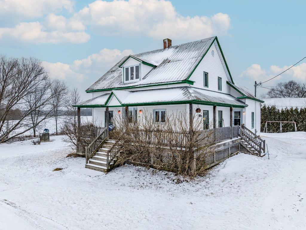 









8050


Rue Monseigneur-De Laval

,
Bécancour,




QC
G9H1N6

