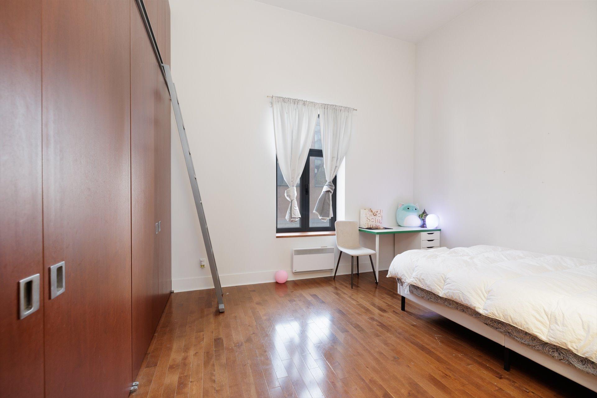









1741


Rue St-Patrick

,
Montréal (Le Sud-Ouest),




QC
H3K3G9

