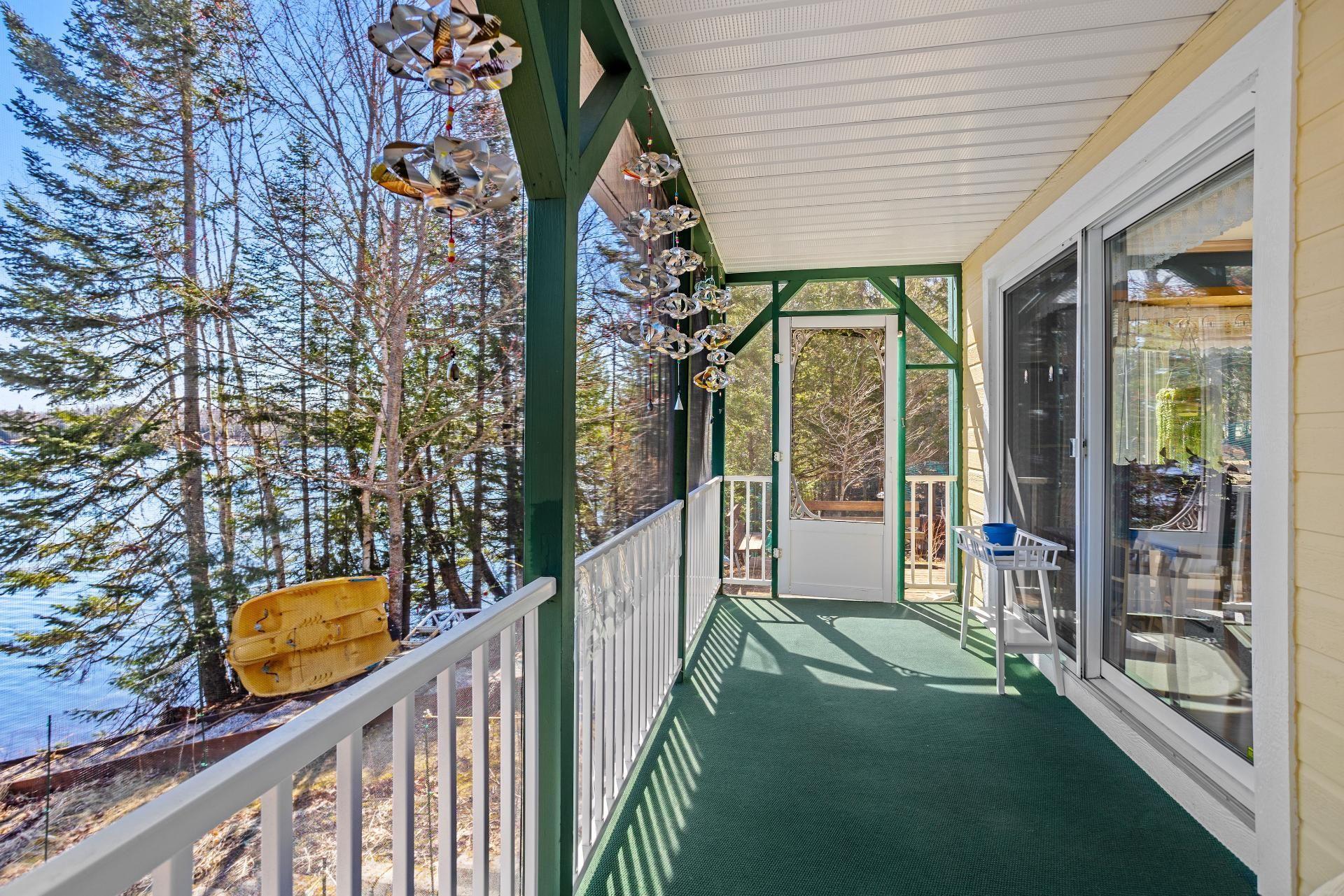









1224


Ch. du Lac-Boileau O.

,
Rivière-Rouge,




QC
J0T1T0

