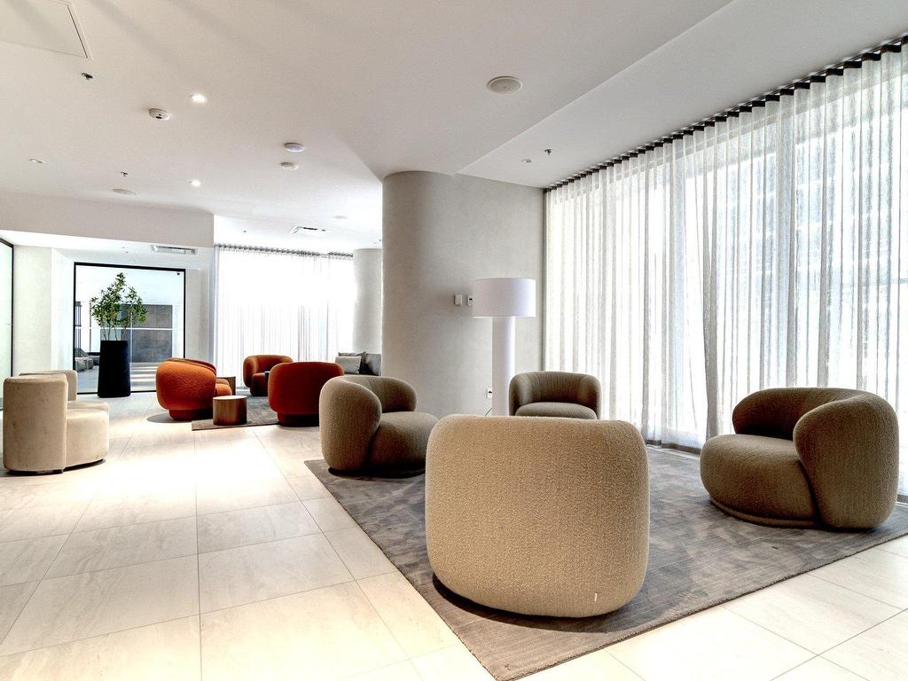 









1205


Rue du Square-Phillips

, 3416,
Montréal (Ville-Marie),




QC
H3B0W3

