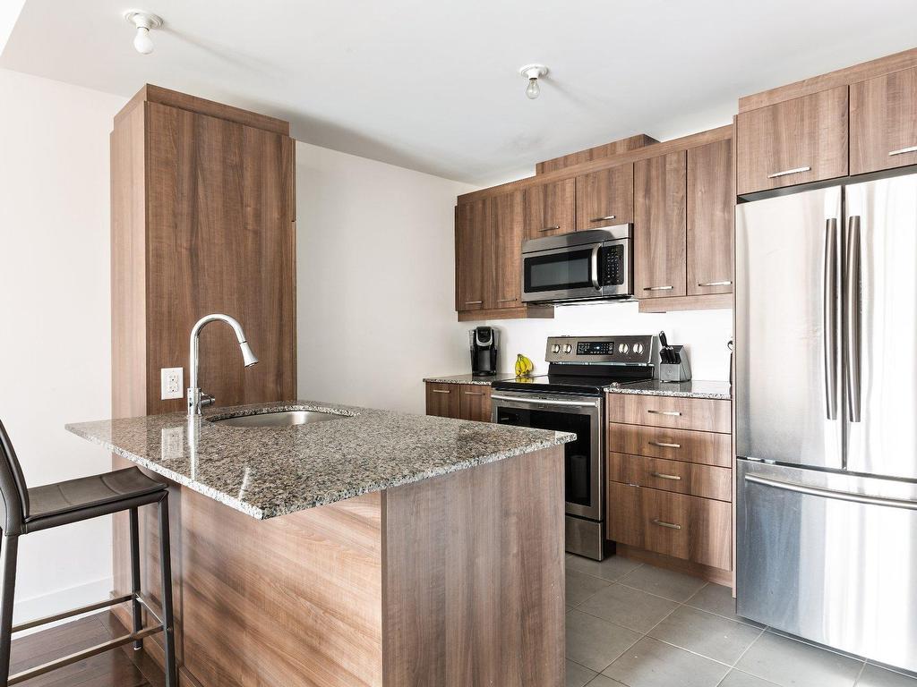 









2229


Rue Ste-Catherine E.

, 404,
Montréal (Ville-Marie),




QC
H2K0B8

